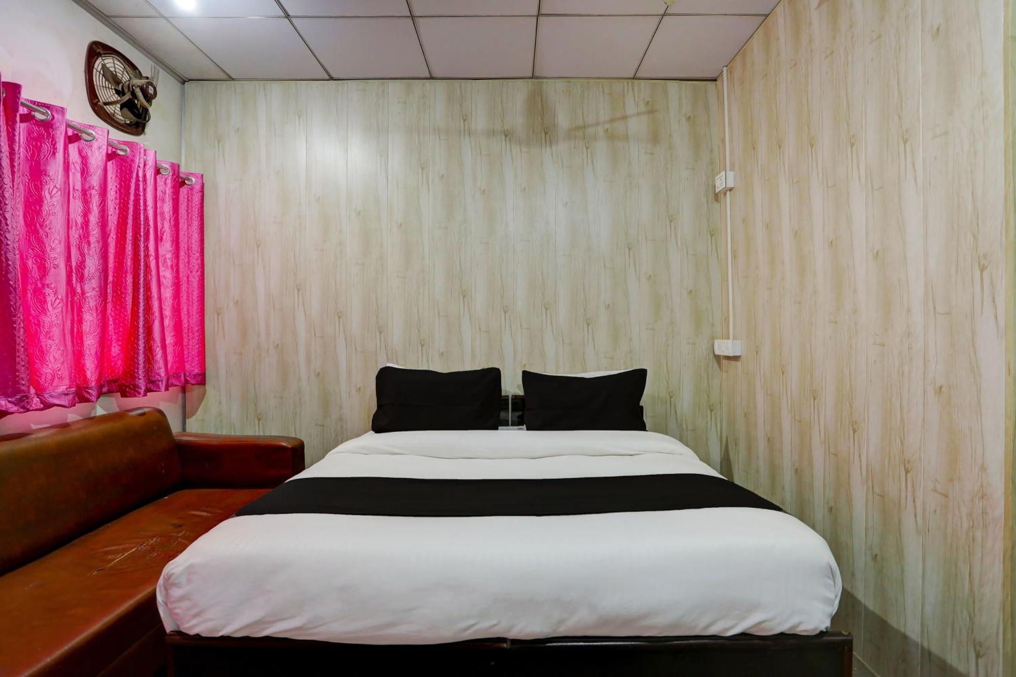 Collection O Harsh Hotel & Restaurant Bhiwadi Zewnętrze zdjęcie